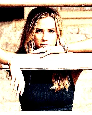 Avery Anna