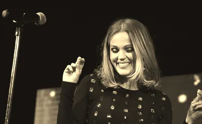 Belinda Carlisle