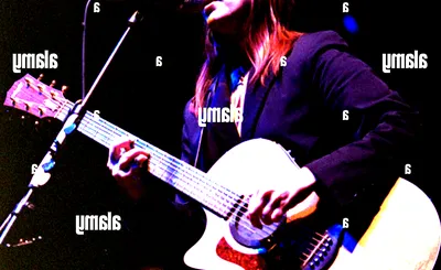 Suzanne Vega